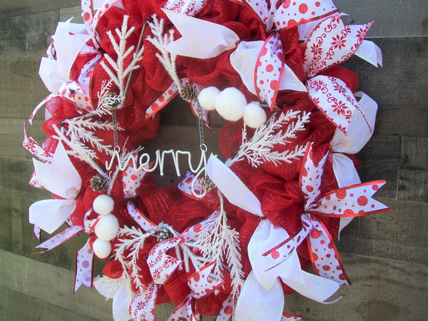 Christmas Red White Star Holiday Mesh Front Door Wreath