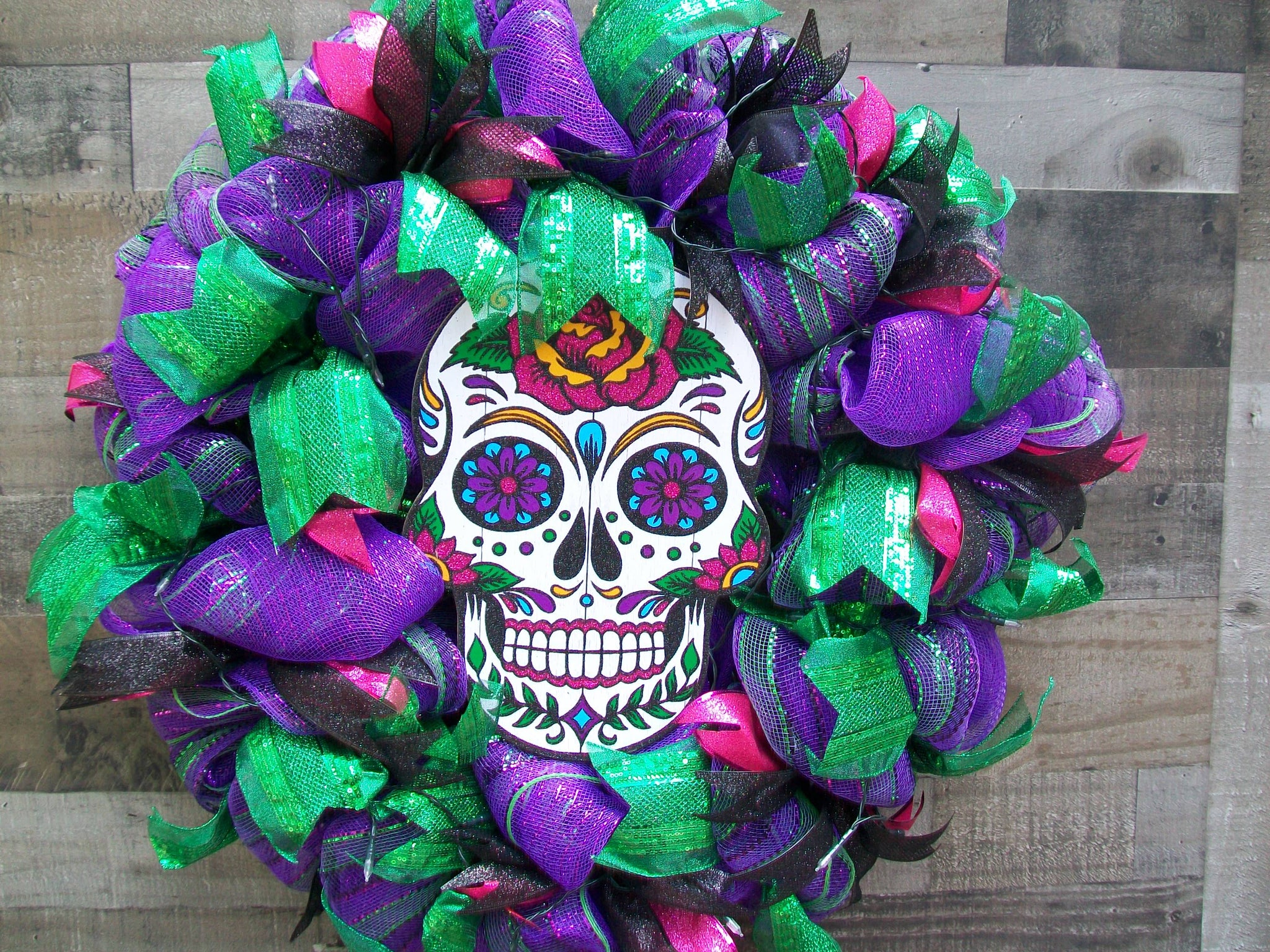Halloween Glittered Skull Mesh Wreath with Remote Control Battery Operated Lights