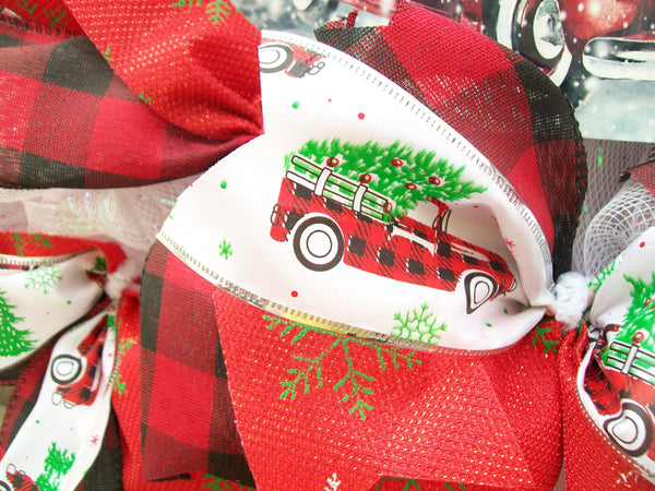 Merry Christmas Red Truck Plaque Country Farmhouse Mesh Buffalo Plaid Ribbon Wreath